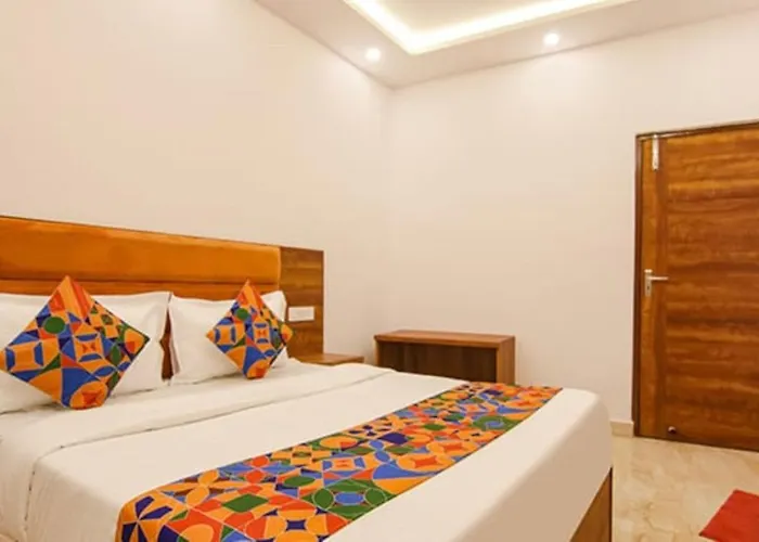 HOTEL AMBASSADOR SUKHNA LaKE